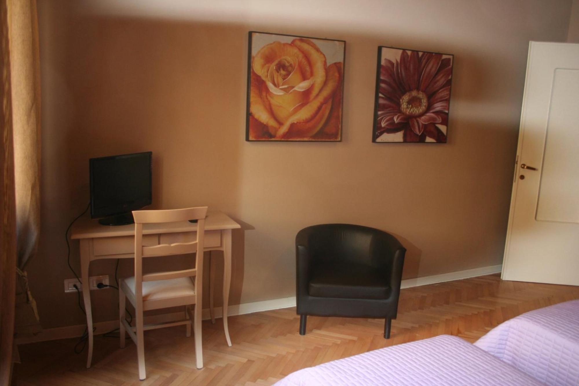 Bed & Breakfast Quo Vadis Arena